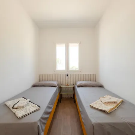 Le Tre Muse * Ognina